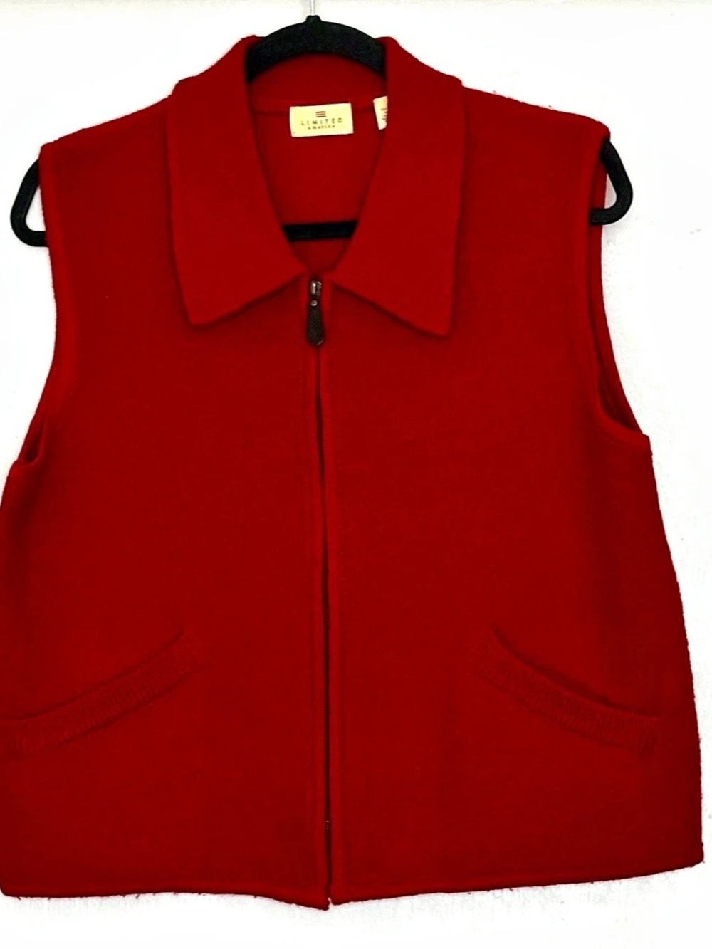 The Limited America Vintage 1990s 100% Wool Knit Zip-Front Vest Red Size M